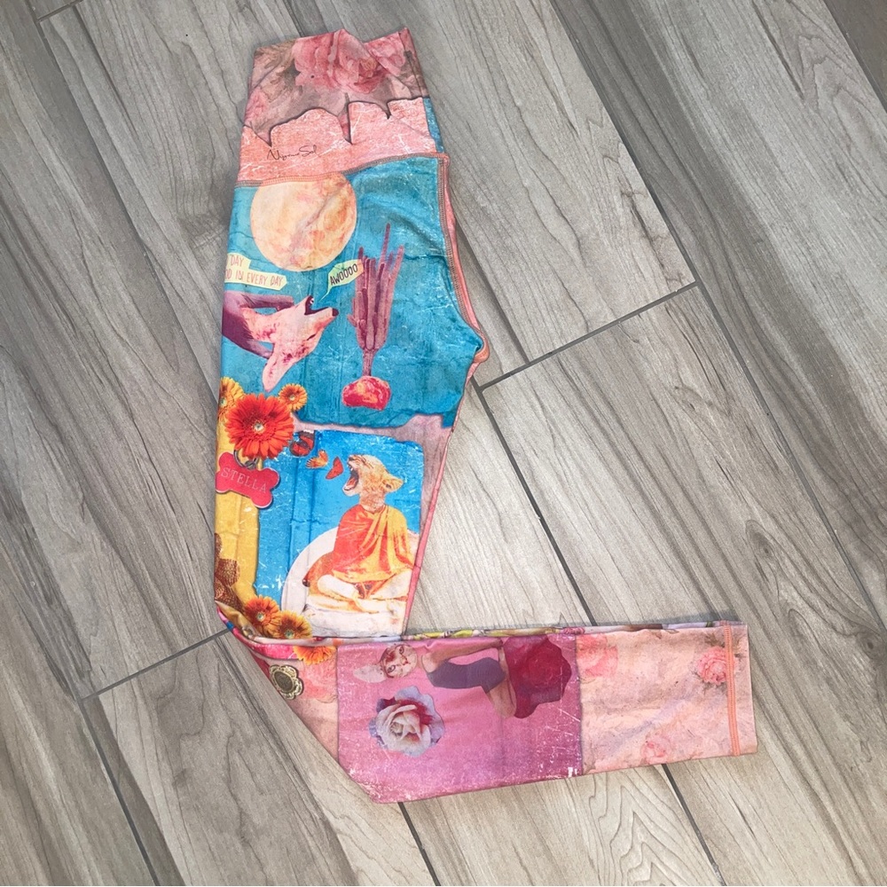 Niyama Sol Meowmaste Leggings - size s